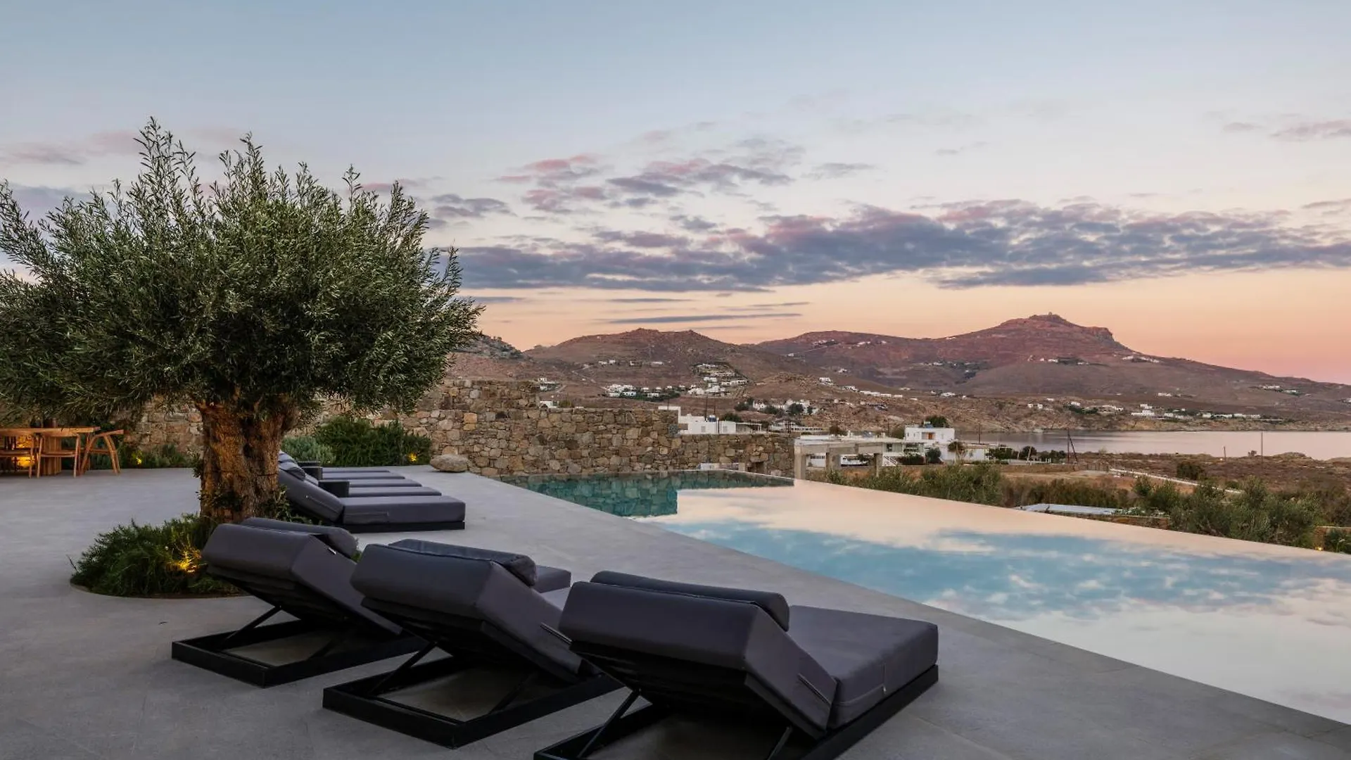 Blue Eye Grand Villa Mykonos Kalafatis